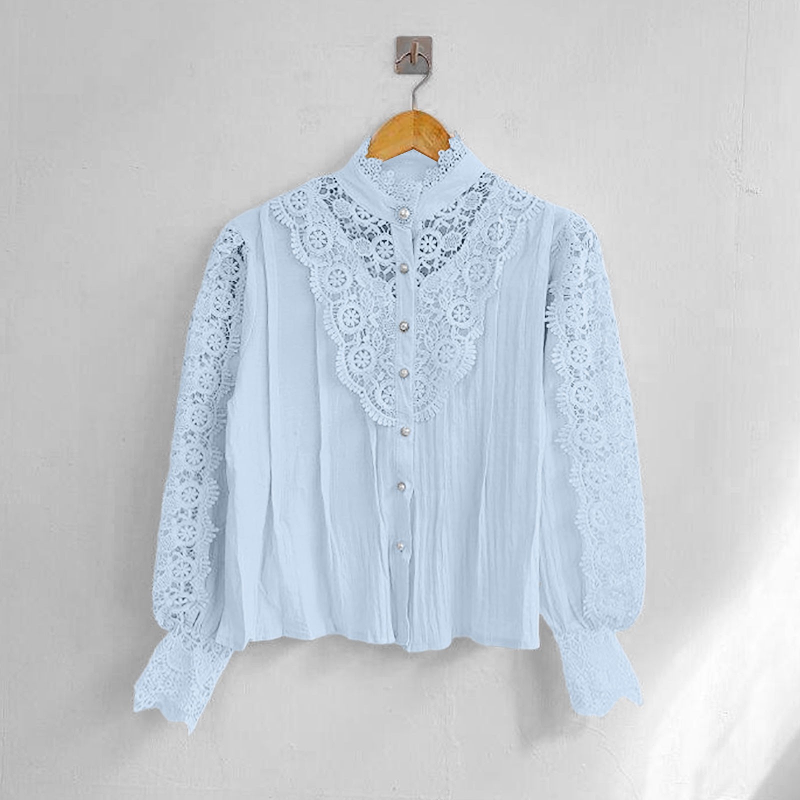 thumbnail image 5 of Top holgado y elegante con botones y patchwork floral para mujer - Blusa transpirable de poliéster para primavera/verano/otoño, oficina/playa/citas, 5 of 8